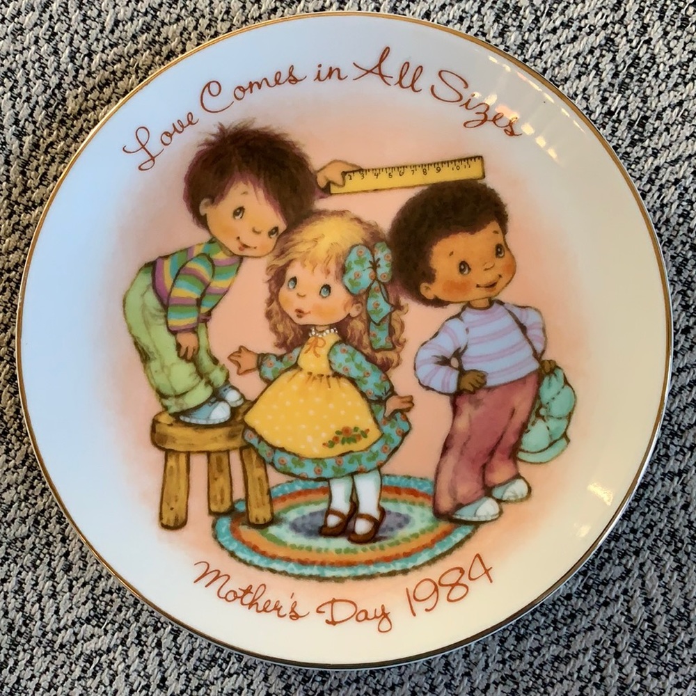 Avon 1984 Mother’s Day Plate